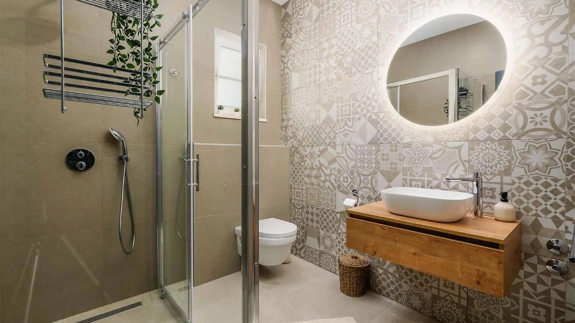 Beautiful Home In Maruzini With Wifi 0*,
