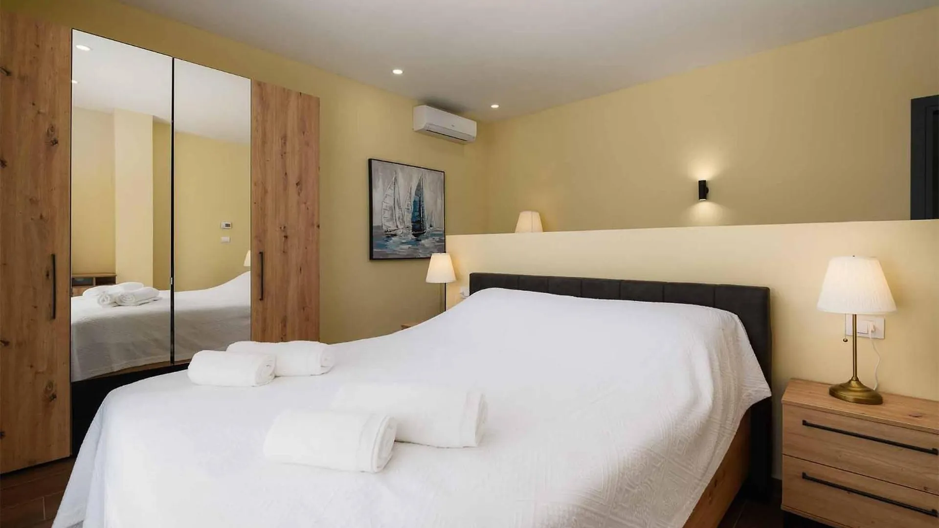 Beautiful Home In Maruzini With Wifi Holiday home