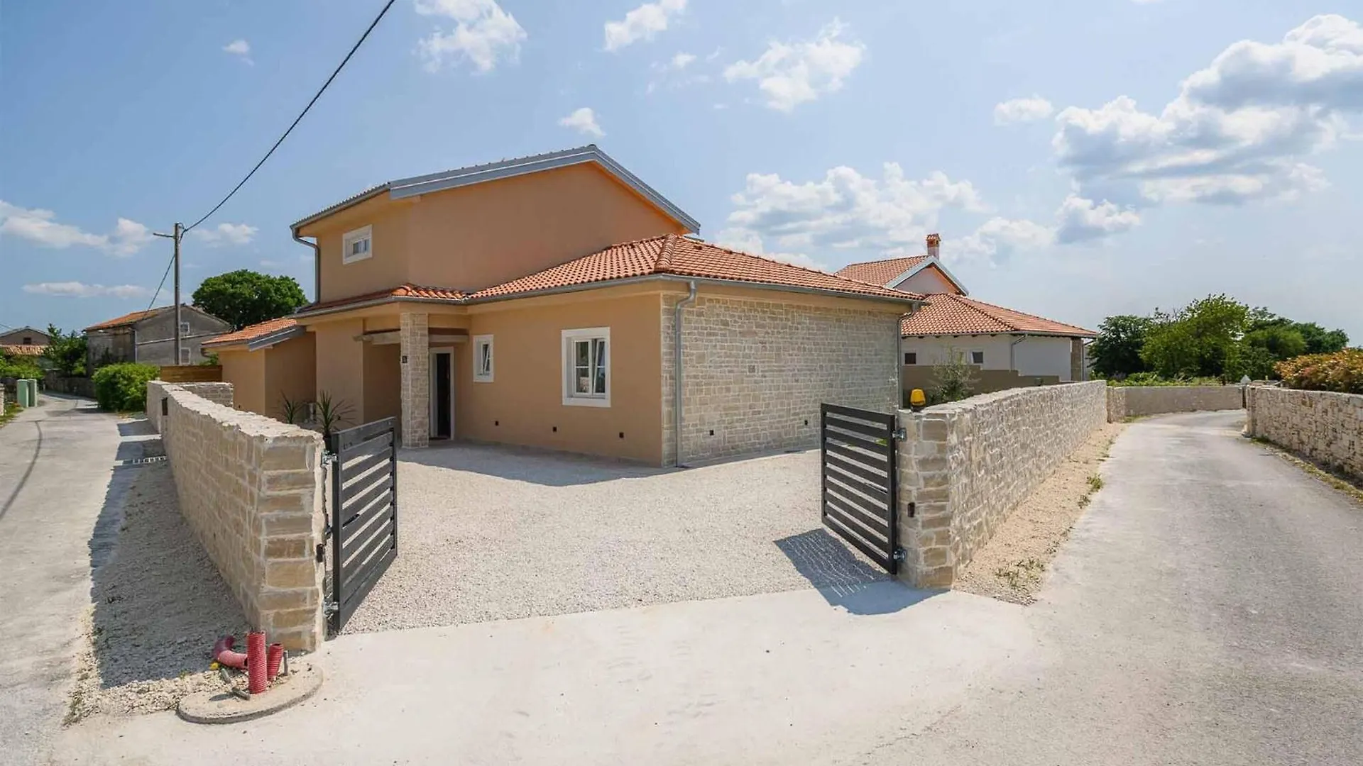 Holiday home Beautiful Home In Maruzini With Wifi